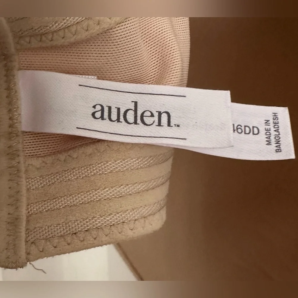 Gently used Auden Sz 46DD convertible-strapless bra